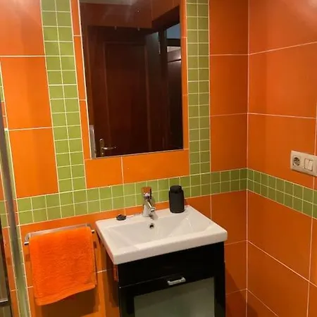 Centrico, Con Vistas, Ascensor Y Garaje *